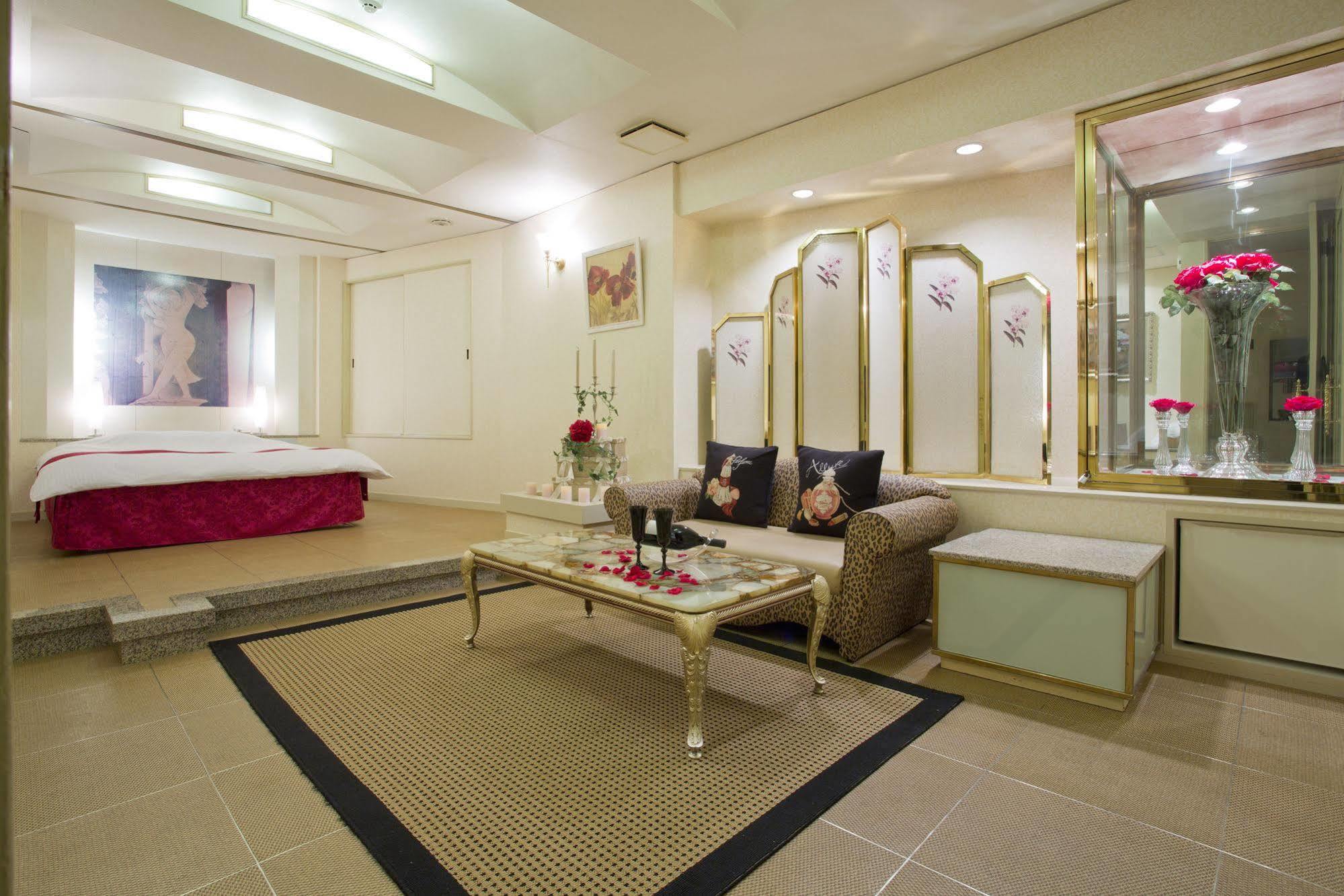 Hotel Casablanca (Adults Only) Osaka Bagian luar foto